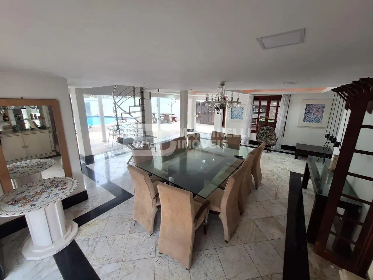 House with 5 bedrooms, all suites, plus shared pool — photo 13