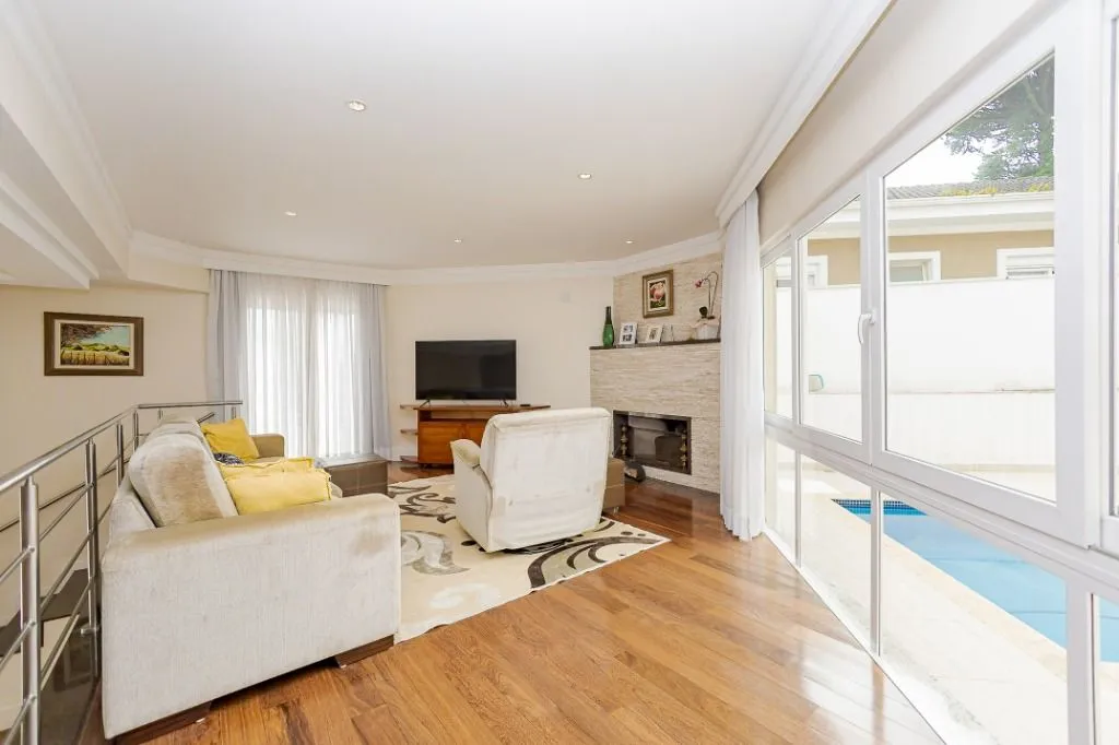 House with 4 en-suite bedrooms and private BBQ — photo 8
