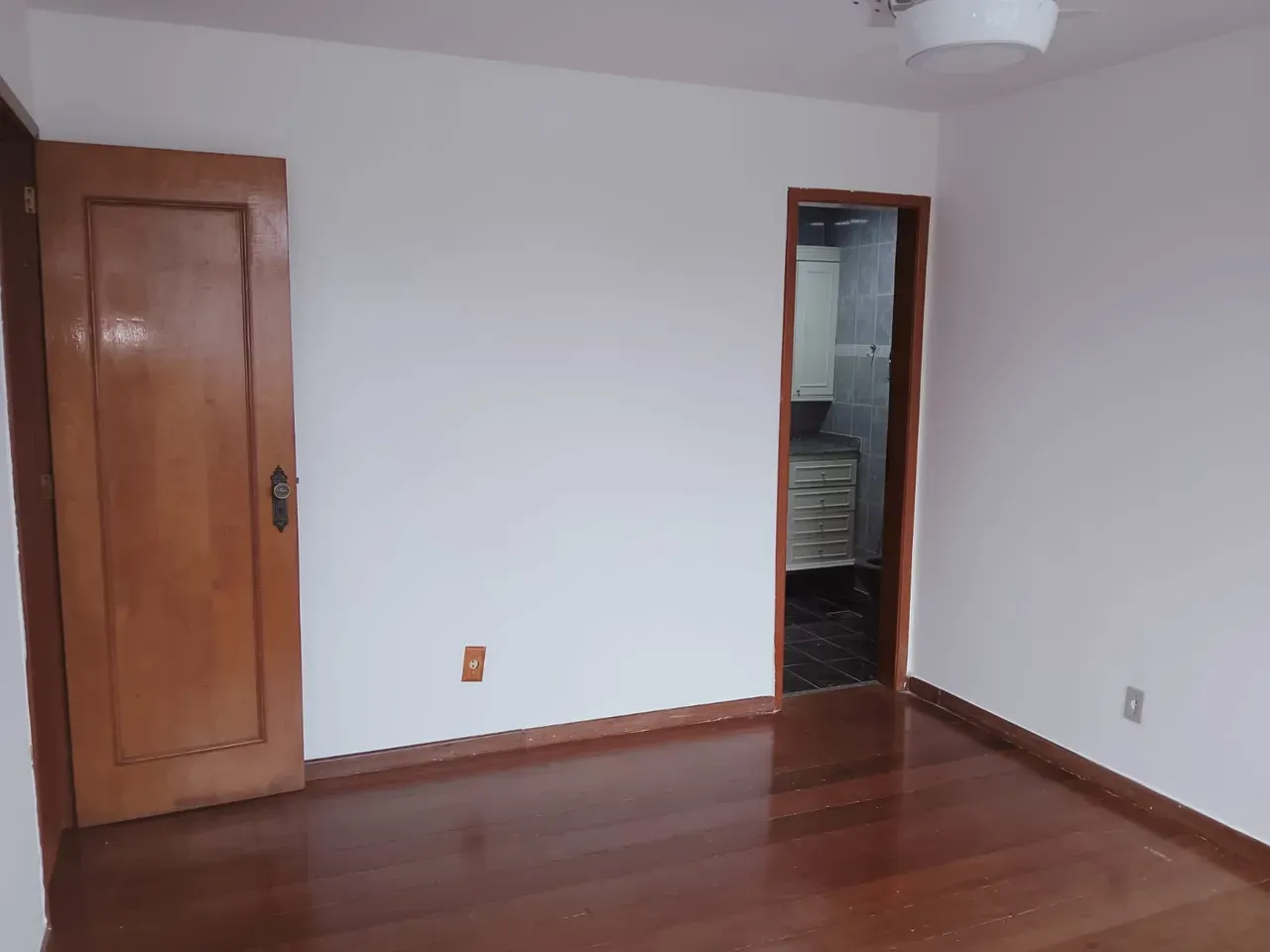 Rental apartment with 3 bedrooms, 3 baths and 140 m² — photo 14