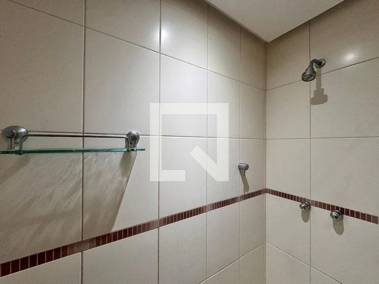 Furnished apartment, 132 m², with a glass-enclosed balcony — photo 34