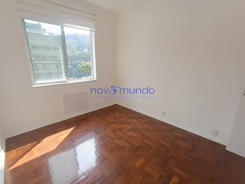 Mountain view in a 2-bedroom apartment, 87 m² — photo 16