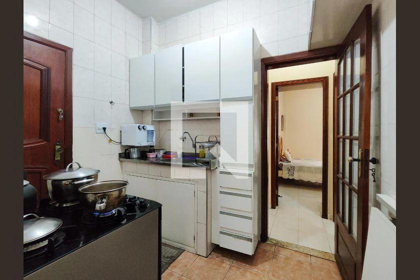 Furnished apartment, 70 m², with a walk-in closet — photo 16