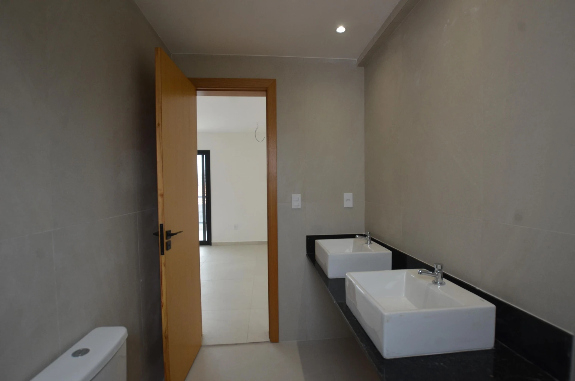 2-bedroom apartment with a mountain view in Rio de Janeiro — photo 11