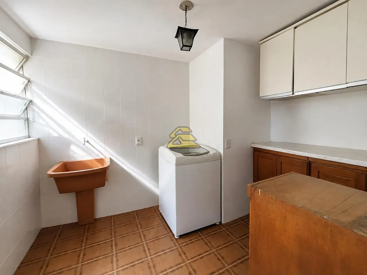 Furnished house with 4 bedrooms and 5 bathrooms — photo 23