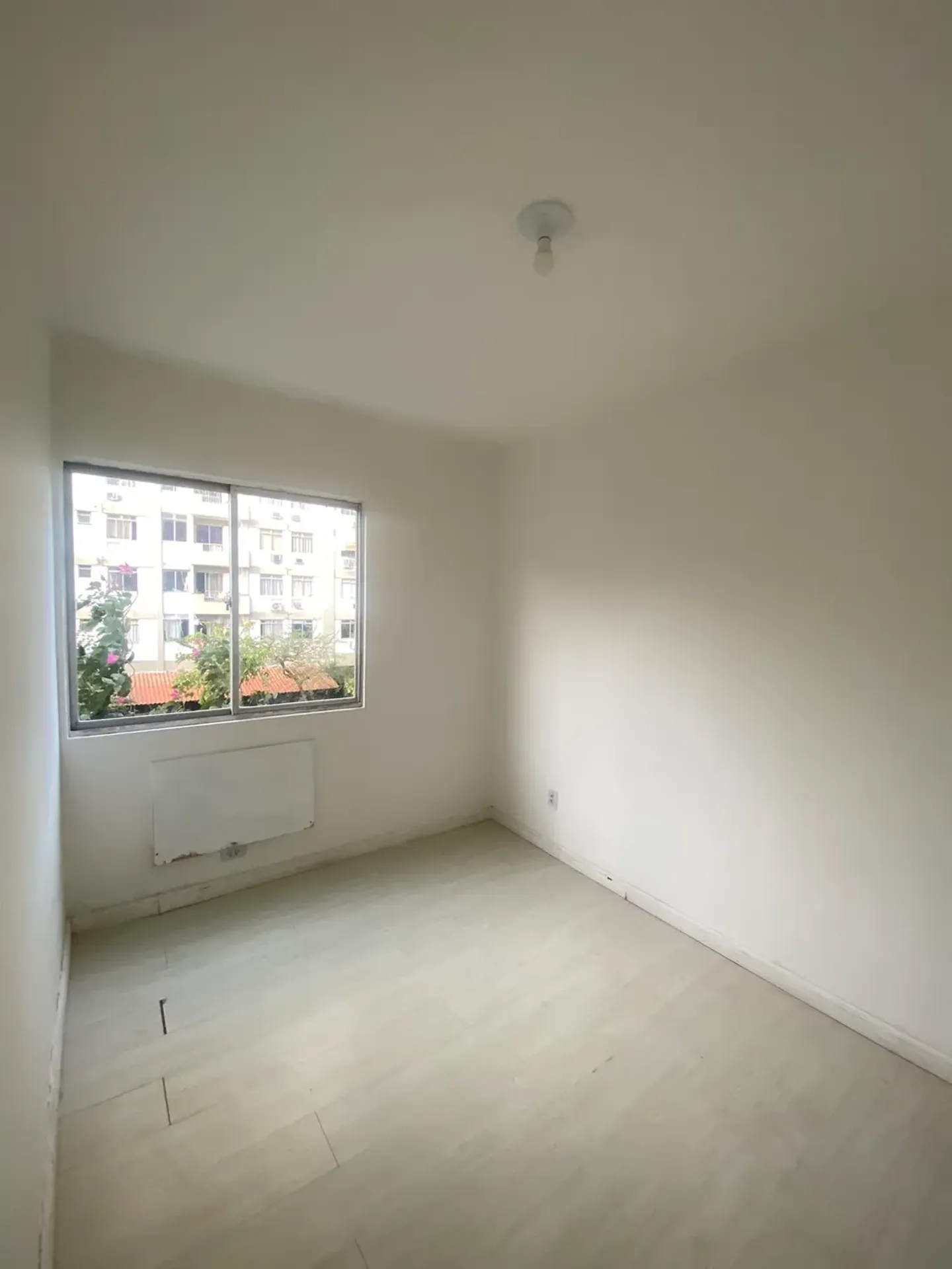 52 m² apartment with 2 bedrooms and a balcony — photo 9