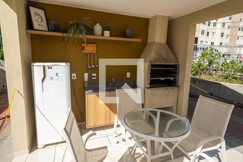 2-bedroom apartment in a building with a pool — photo 3