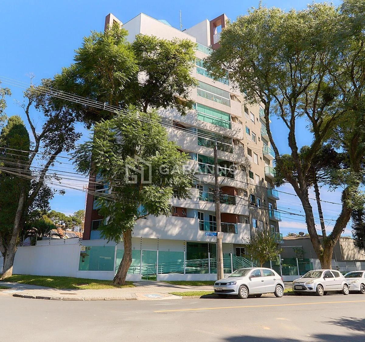 Furnished apartment, 69 m², with a glass-enclosed balcony — photo 17