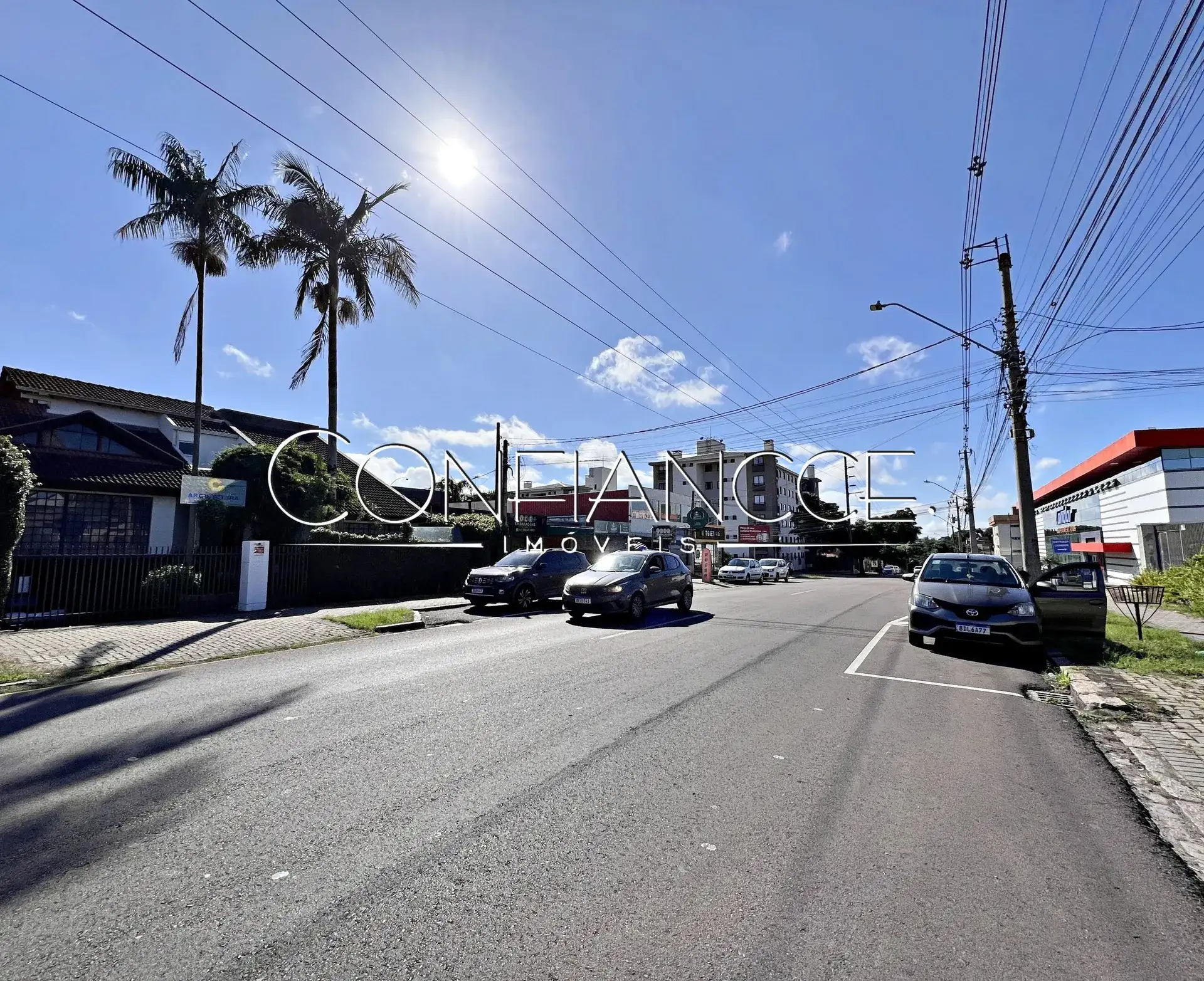 5-bedroom house with 1 suite, 4 parking spaces, 460 m² — photo 41