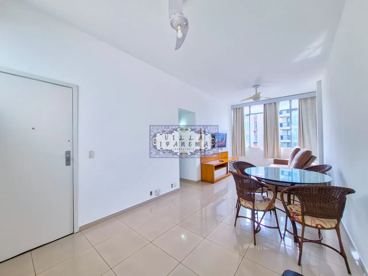80 m² apartment with a washing machine and a home office — photo 7