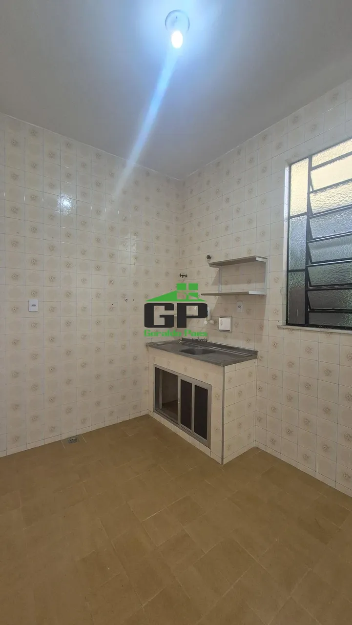 Unfurnished house with 1 bedroom and fitted cabinets — photo 4