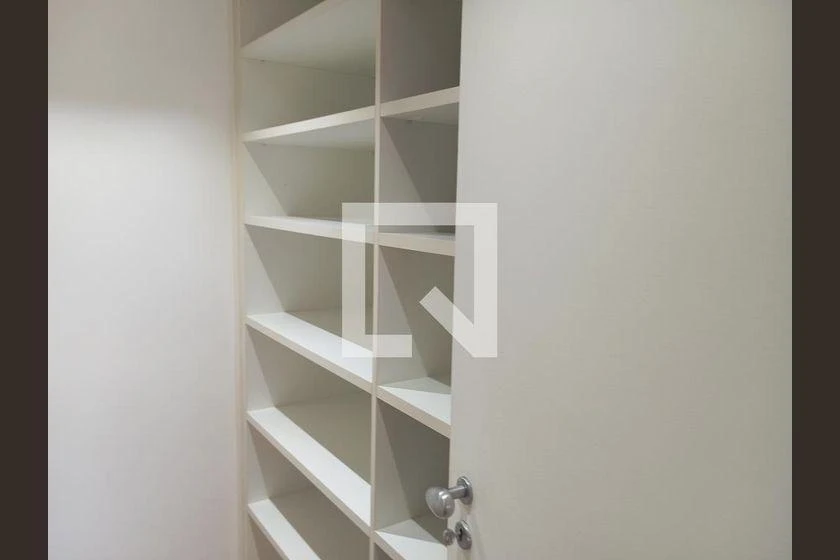 Apartamento mobiliado de 4 quartos com 350 m² e 3 vagas — photo 13