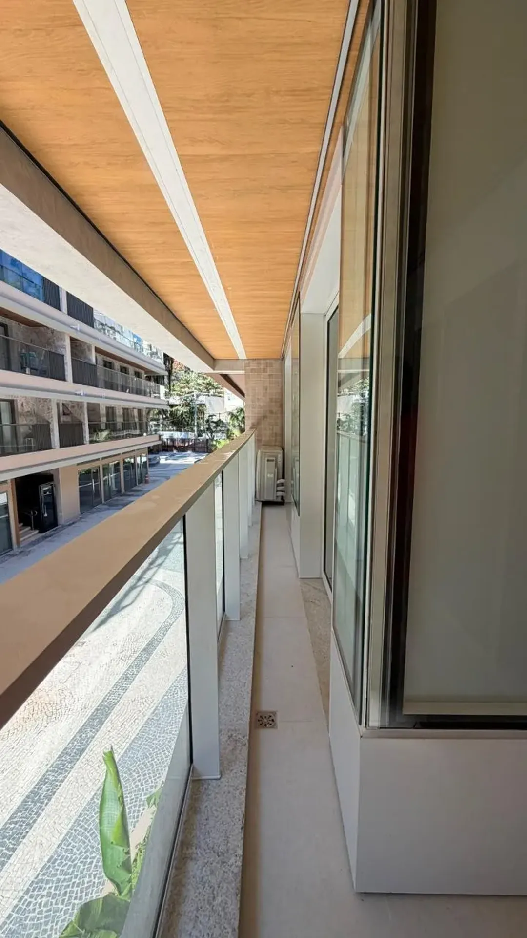 2-bedroom apartment with a grill on the balcony — photo 12
