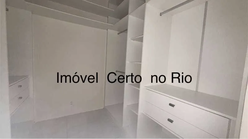 Apartment with 4 bedrooms and a glass-enclosed balcony — photo 9