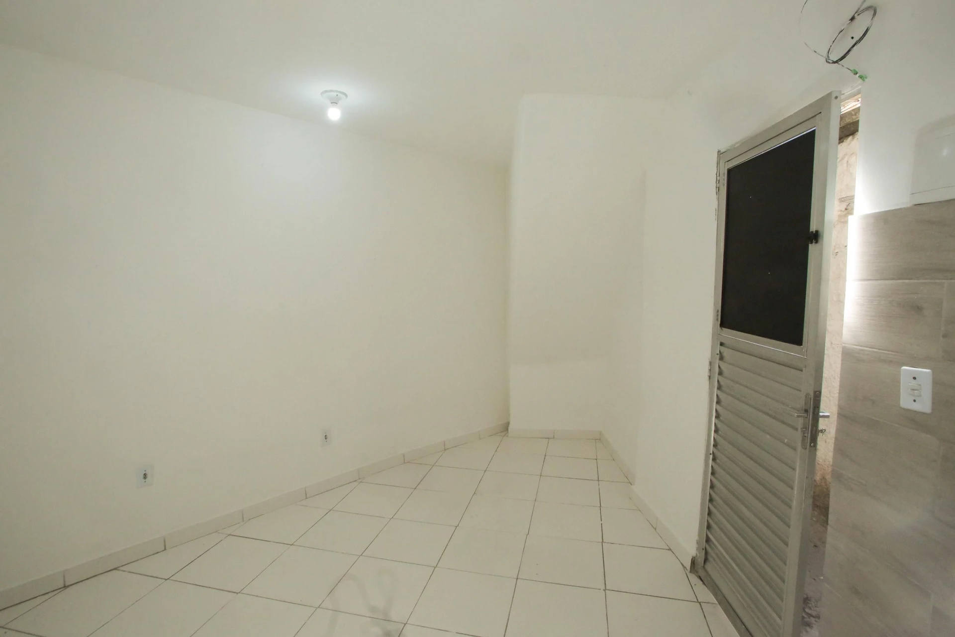 Unfurnished studio with 1 bedroom and 2 bathrooms — photo 7