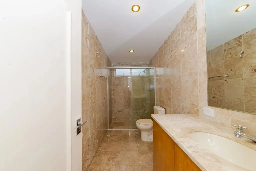 2-bedroom apartment with 2 en-suite bathrooms; 331 m² — photo 17