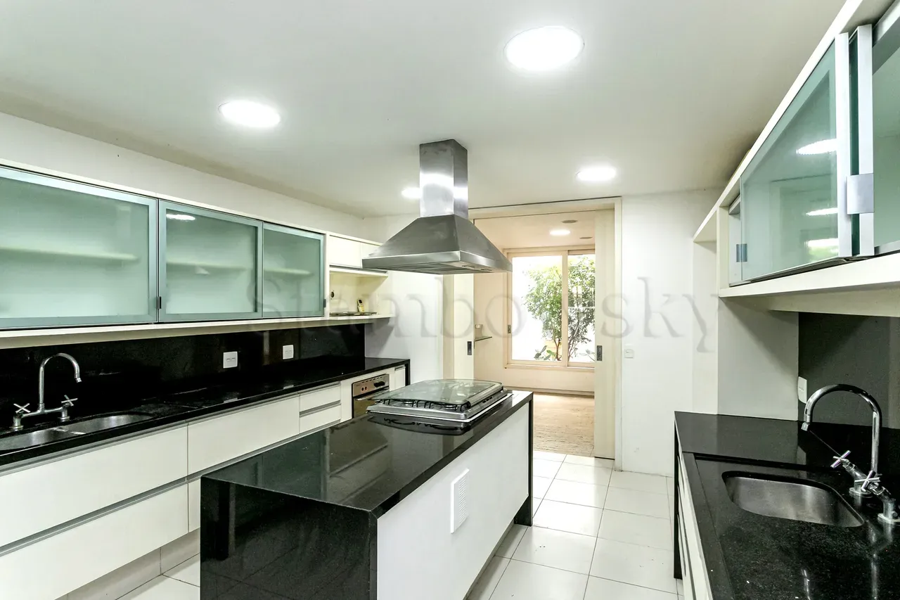 House with 3 bedrooms and a closed-off gas kitchen — photo 39