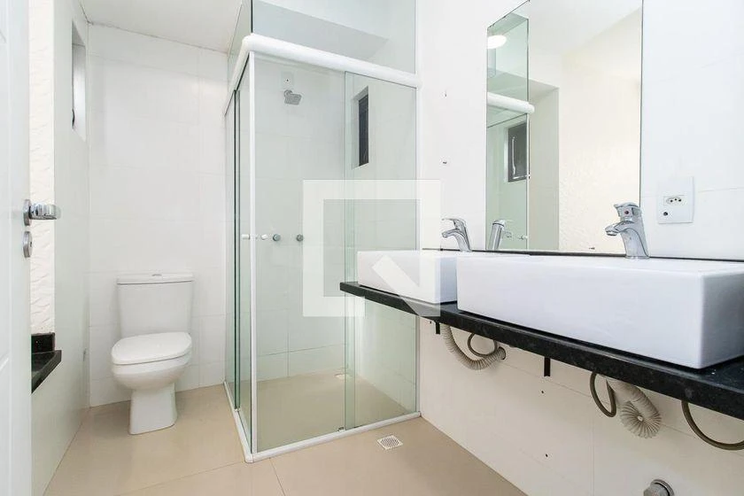 Condo house with 5 bedrooms and 4 en-suite bathrooms — photo 34