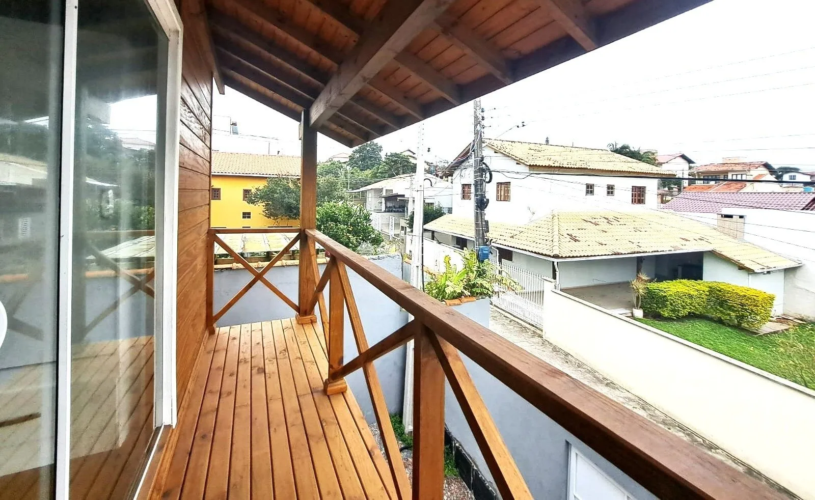 Townhouse with 2 bedrooms, balcony and private garden — photo 9