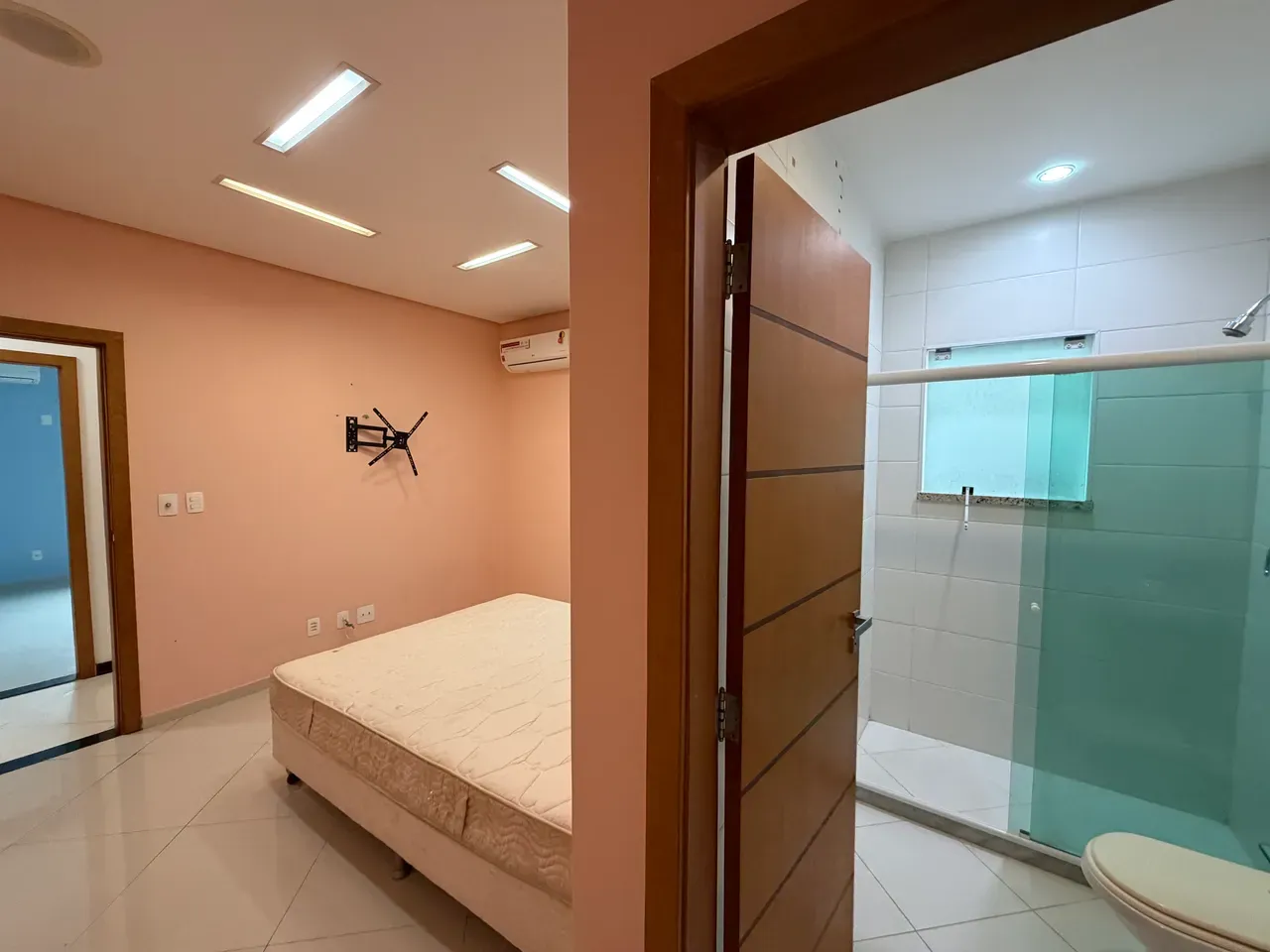 475 m² house with 4 bedrooms and gas open-plan kitchen — photo 31