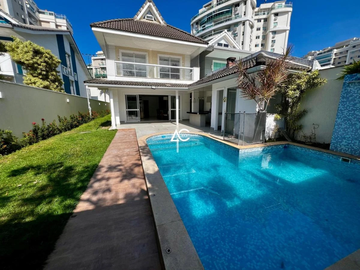 Casa de aluguel com 4 suítes e 270 m² — photo 13