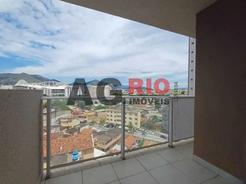 3-bedroom rental apartment with balcony and views — photo 5