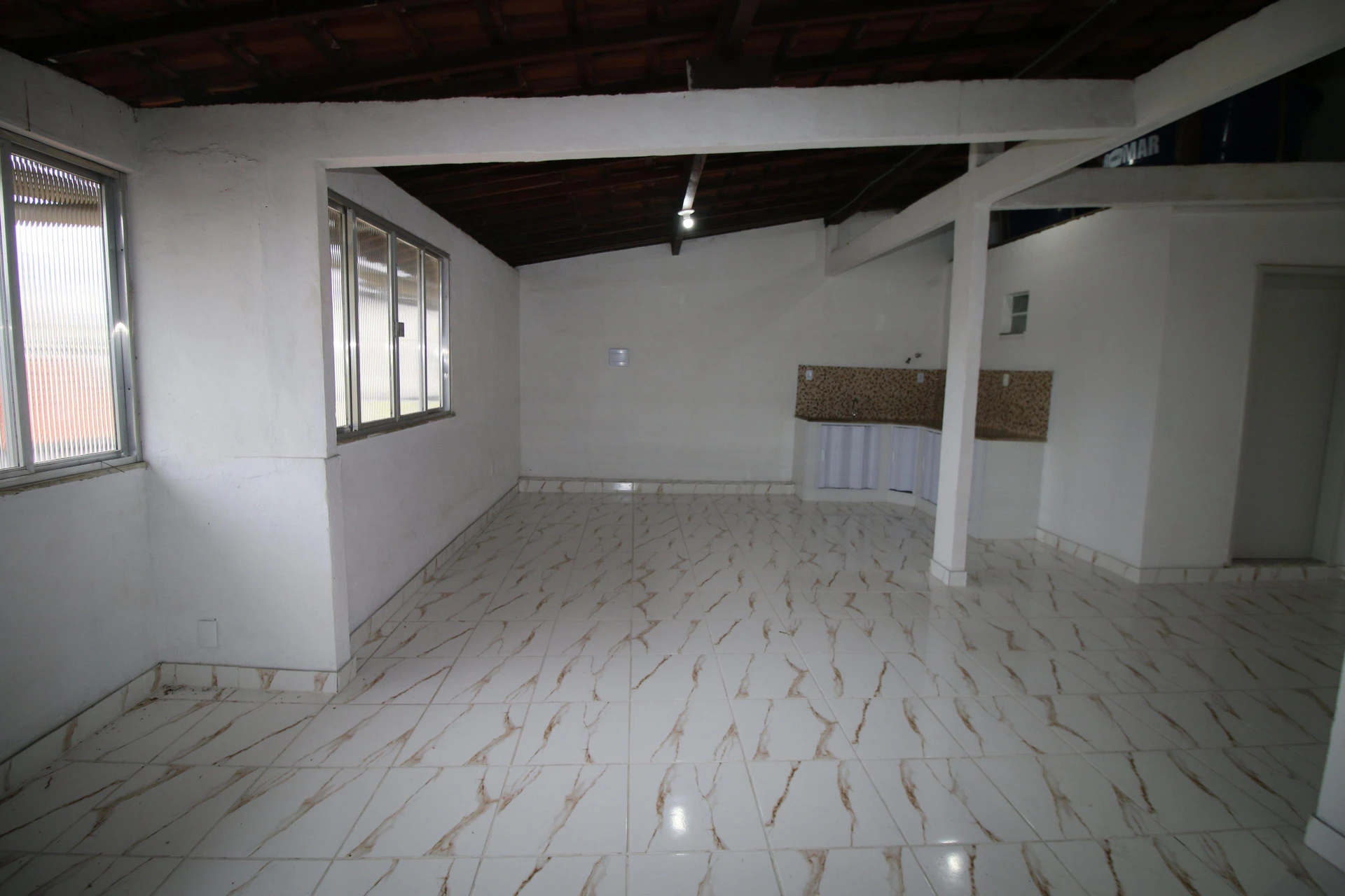 Casa sem mobília com 2 quartos e quintal privativo — photo 4