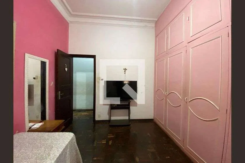 Casa para locação com varanda e 4 quartos, 1147 m² — photo 2