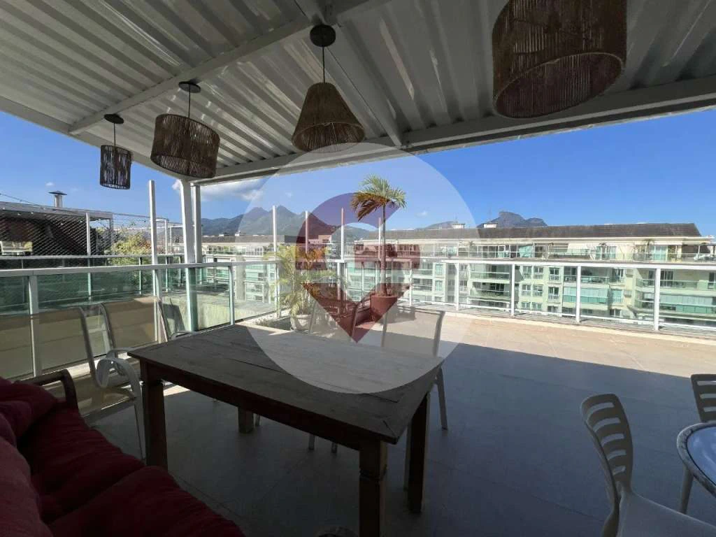 Furnished 200 m² apartment with 3 bedrooms and a suite — photo 11
