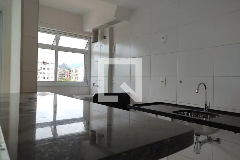 Apartment with an open kitchen and gas stove — photo 21