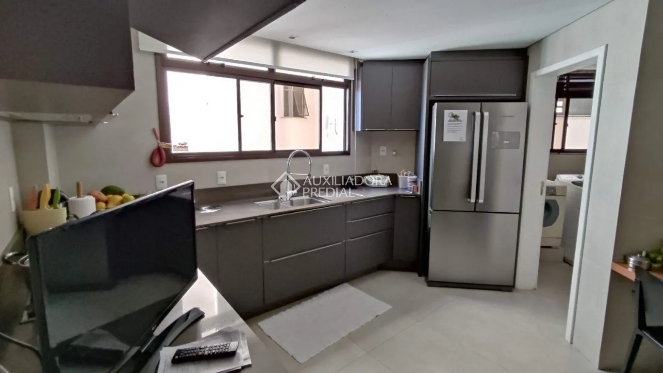 Apartamento amueblado de 4 dormitorios, 296 m², 3 plazas — photo 12