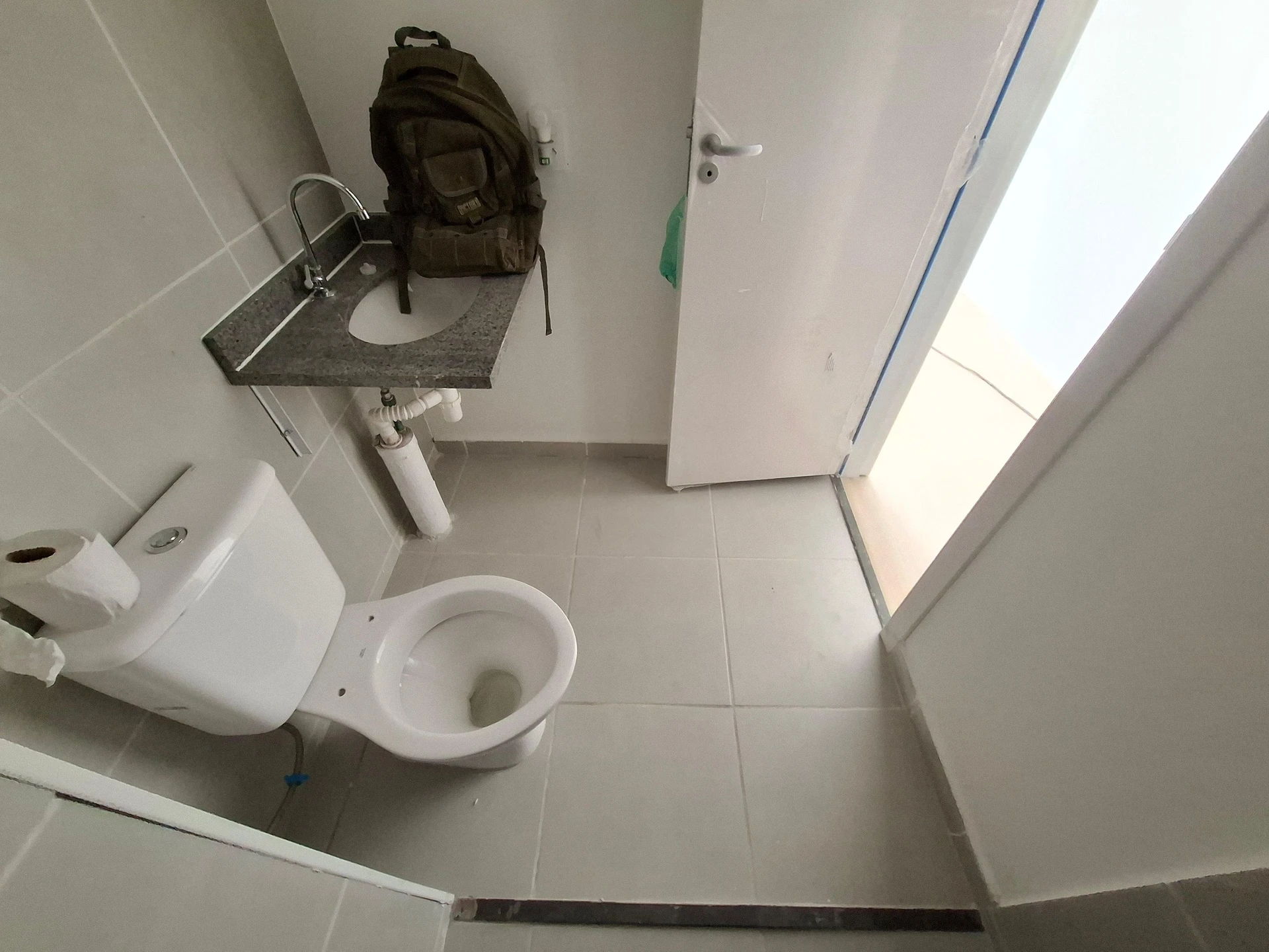 1-bedroom apartment with a balcony and washing machine — photo 19