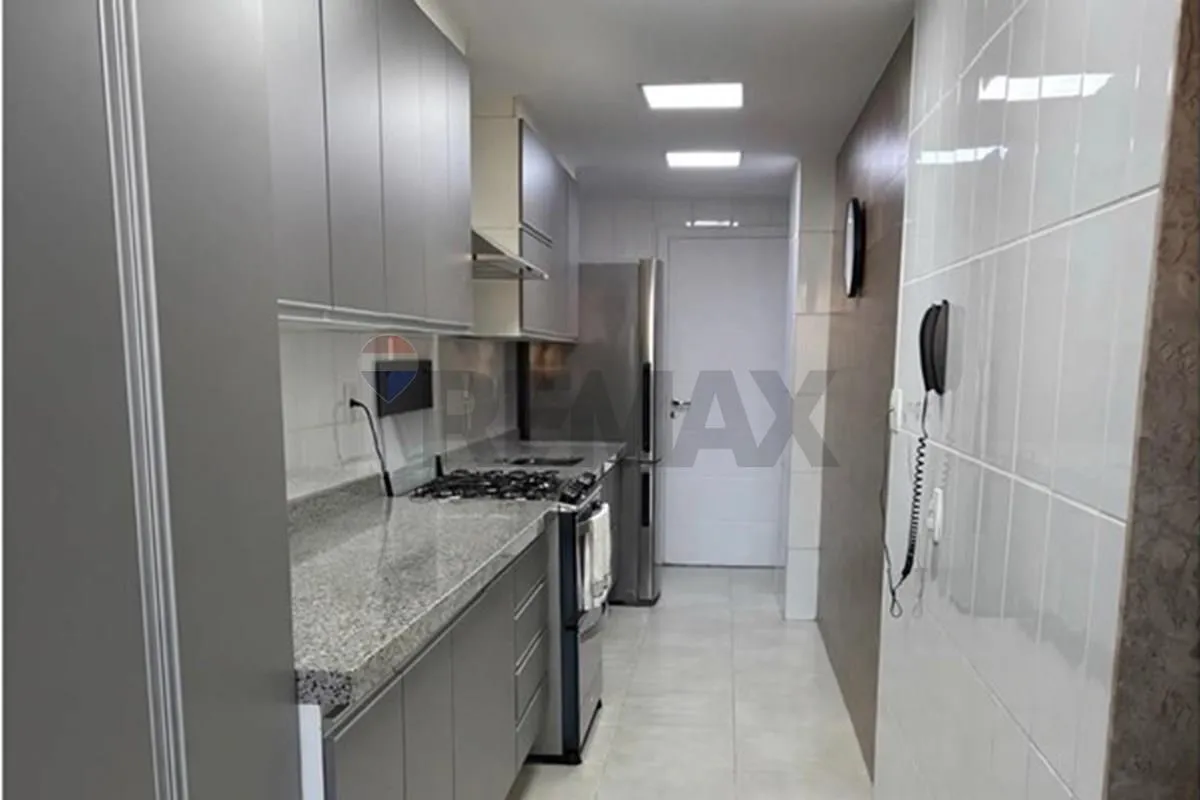 Apartment with 5 bedrooms and a glassed-in balcony — photo 5