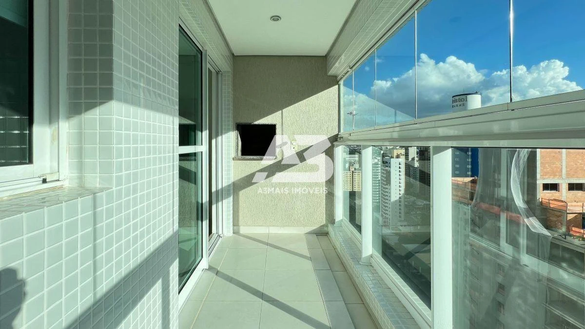 2-bedroom apartment with enclosed balcony and 59 m²