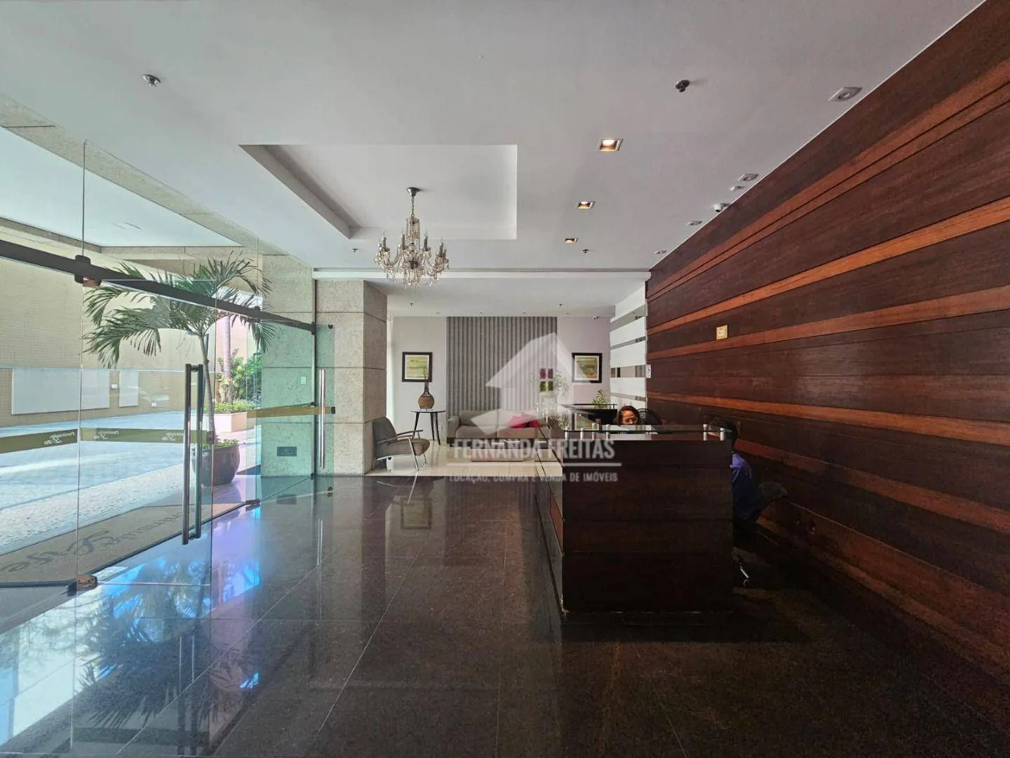 210 m² apartment with 3 bedrooms and glassed balcony — photo 28