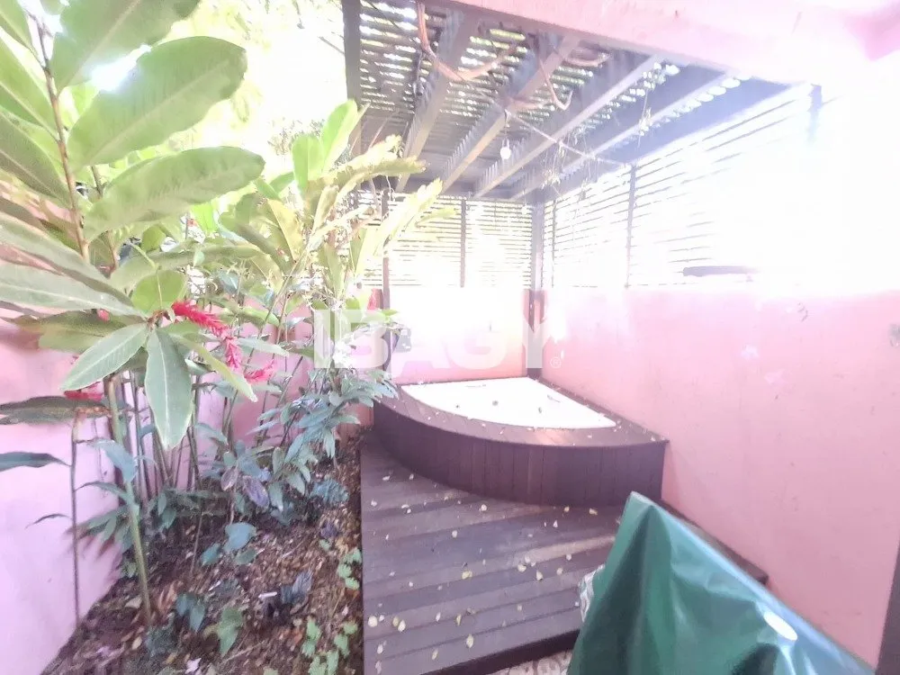 Furnished 4 en-suite bedroom house with balcony grill — photo 16