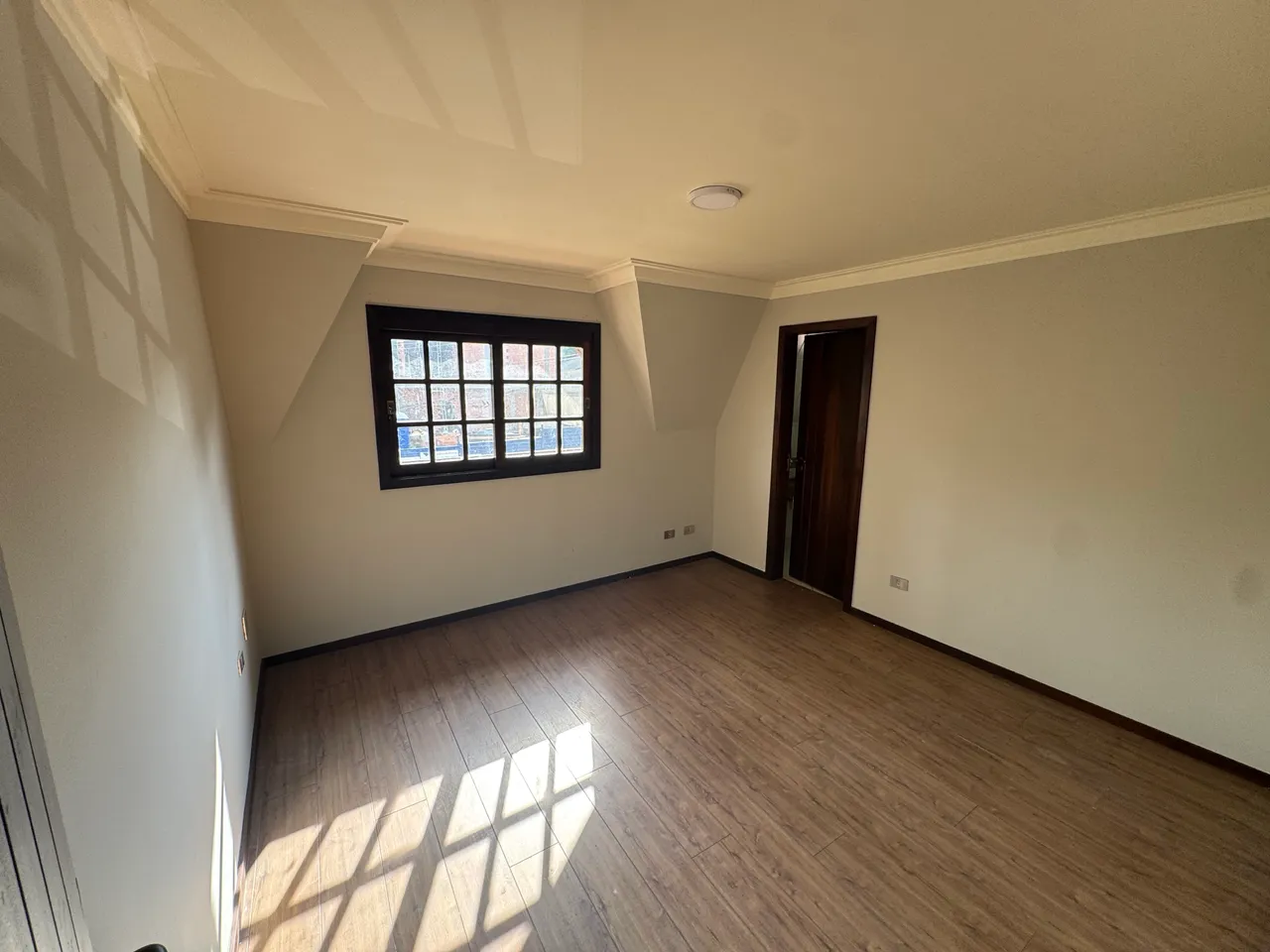 Furnished house with 4 bedrooms and grill on the balcony — photo 5