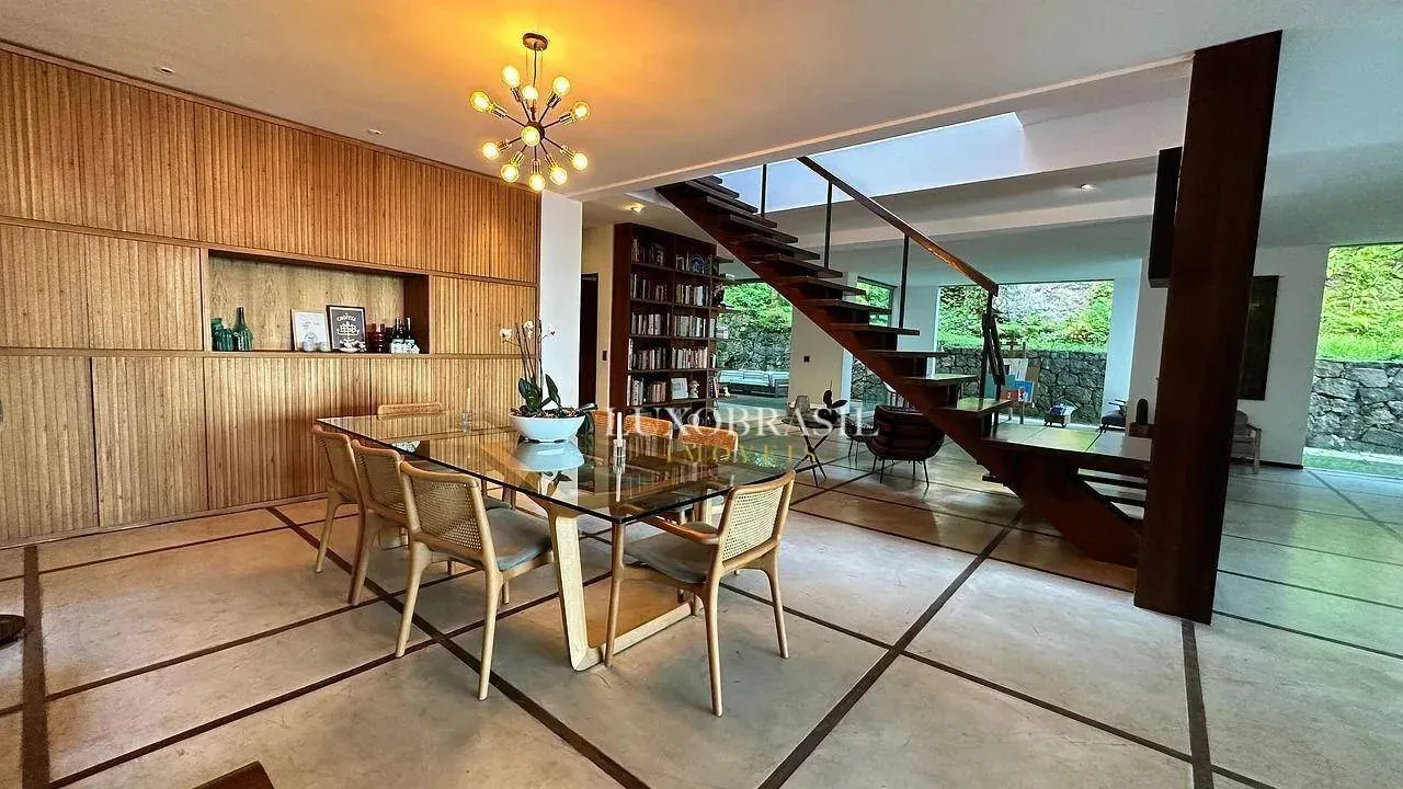 Casa amueblada con 4 dormitorios y parrilla en balcón — photo 13