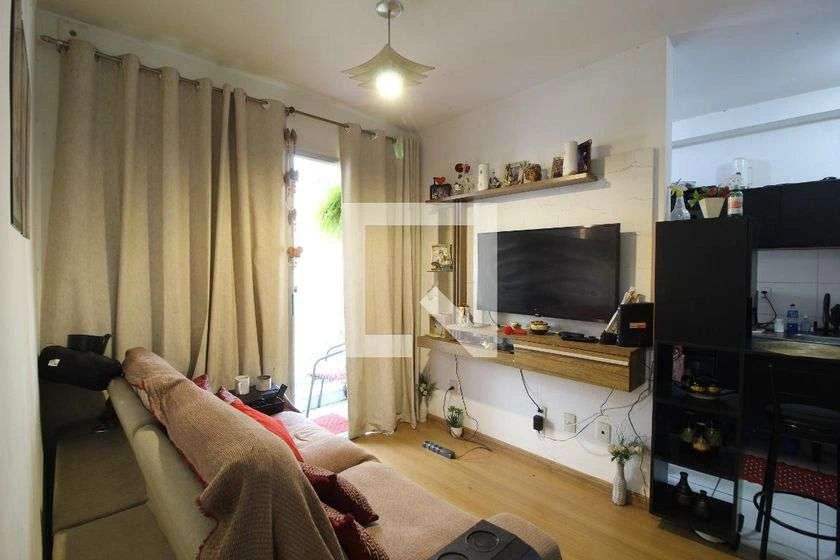 Furnished apartment with a balcony and 2 bedrooms — photo 17