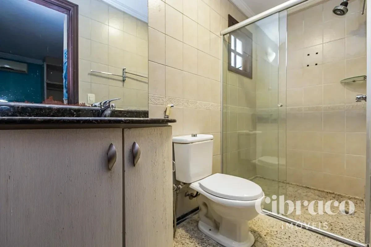Ванна та 4 спальні: будинок 327 м² — photo 46