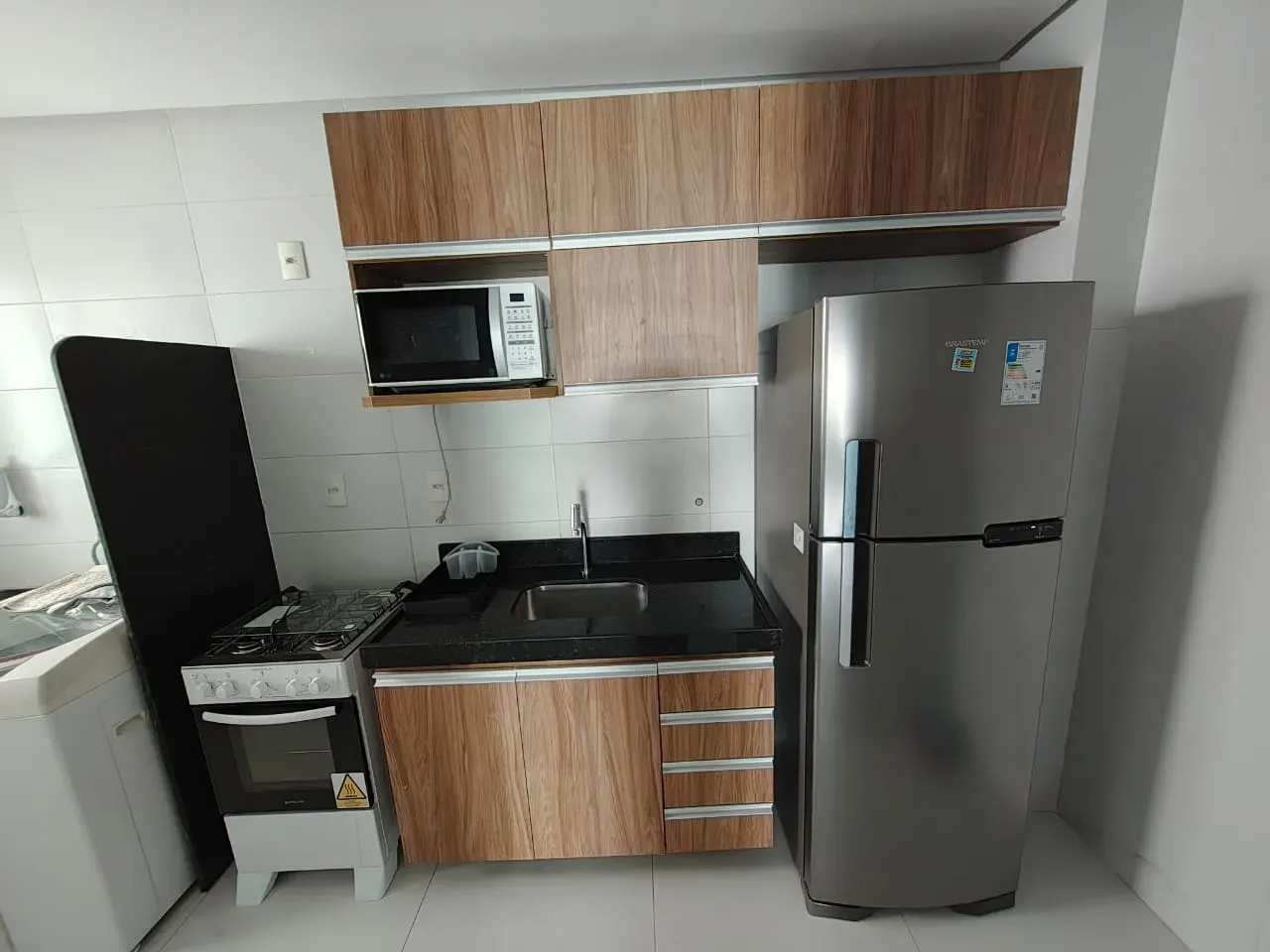 Apartment with 2 bedrooms and a gas stove kitchen — photo 8