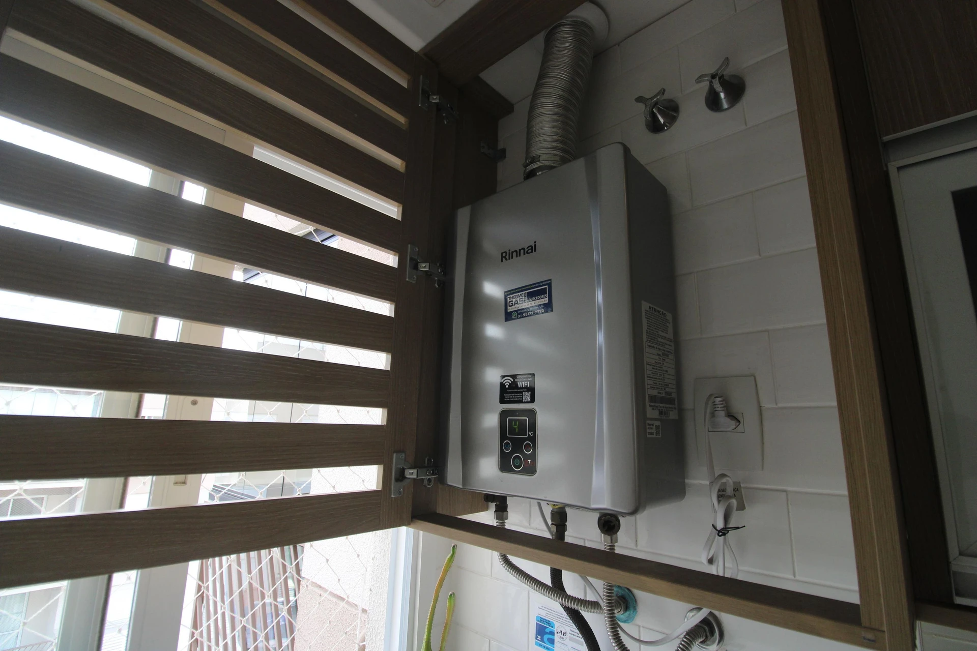 2-bedroom apartment in a building with a sauna — photo 25