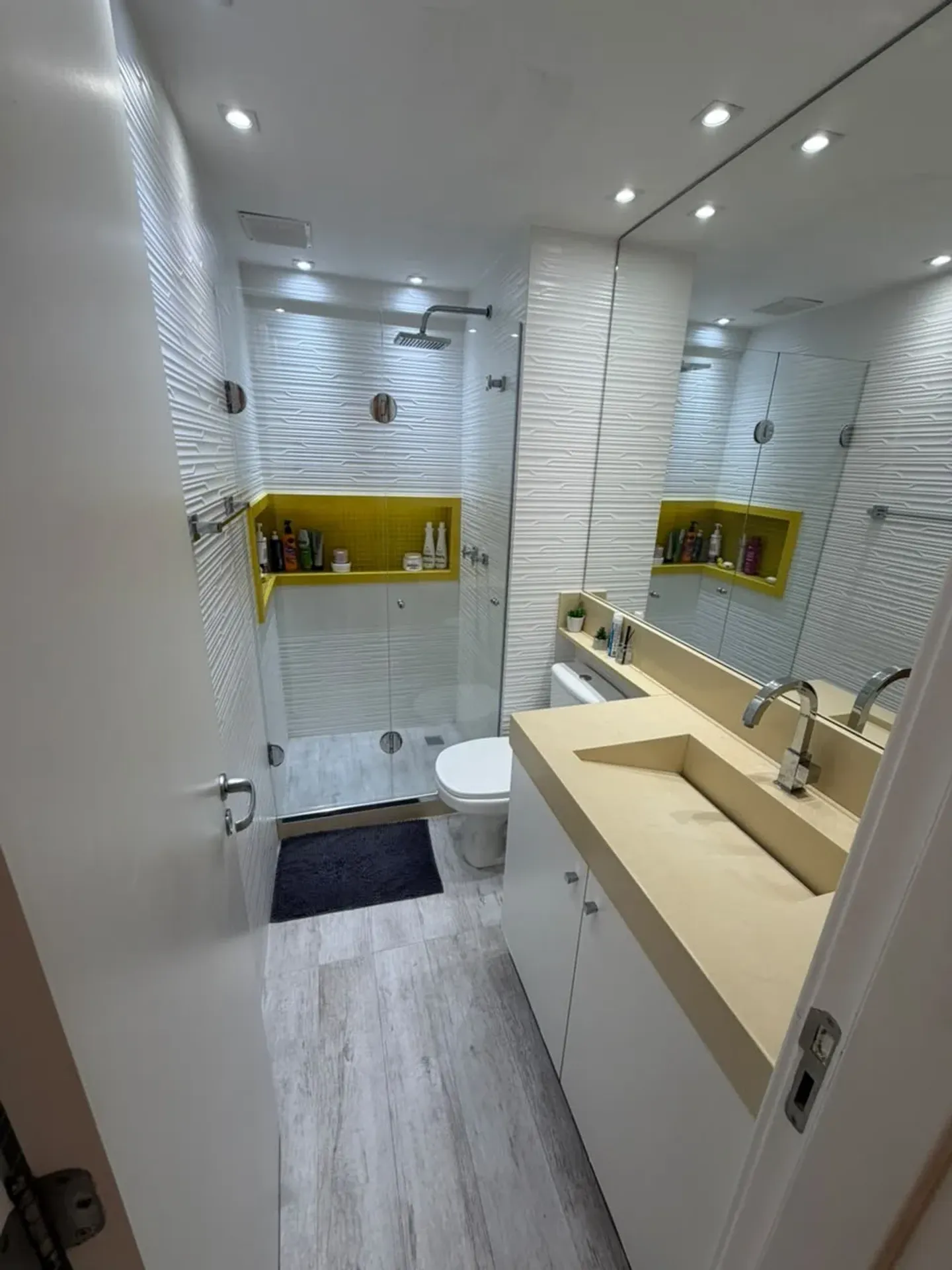 2 quartos e varanda envidraçada: apartamento de 82 m² — photo 4