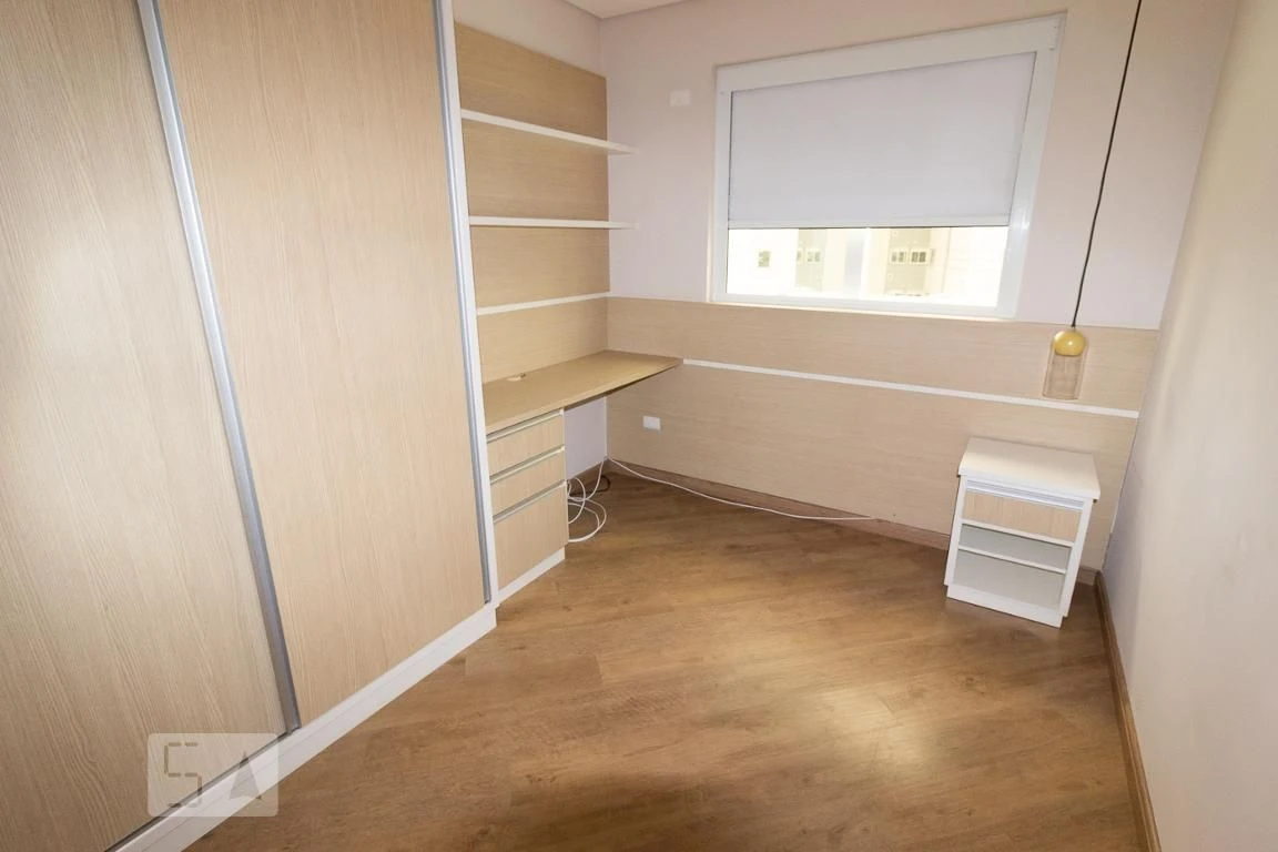 Bathtub in a 4-bedroom apartment, 255 m² — photo 19