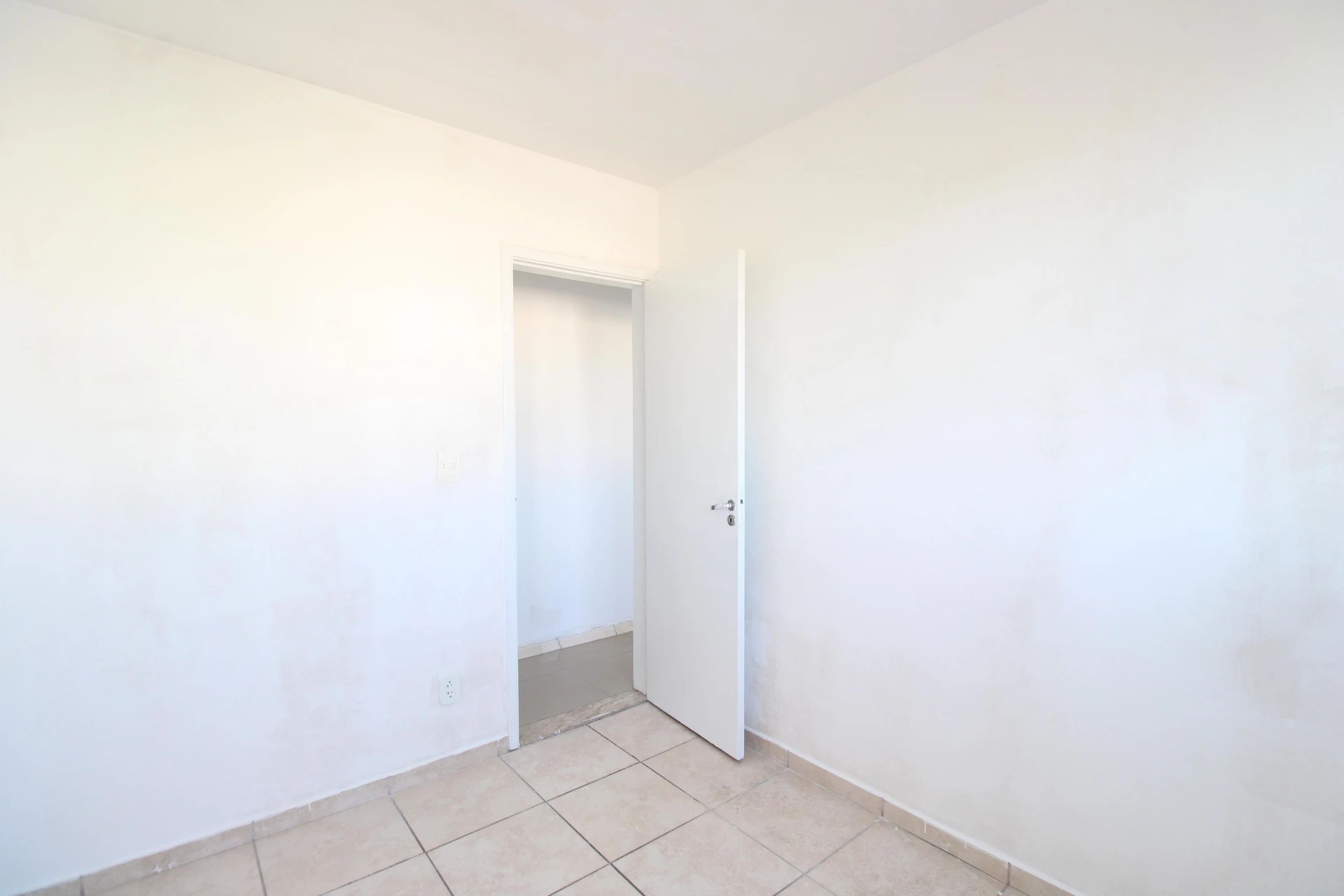 3-bedroom apartment with an en-suite and balcony — photo 7
