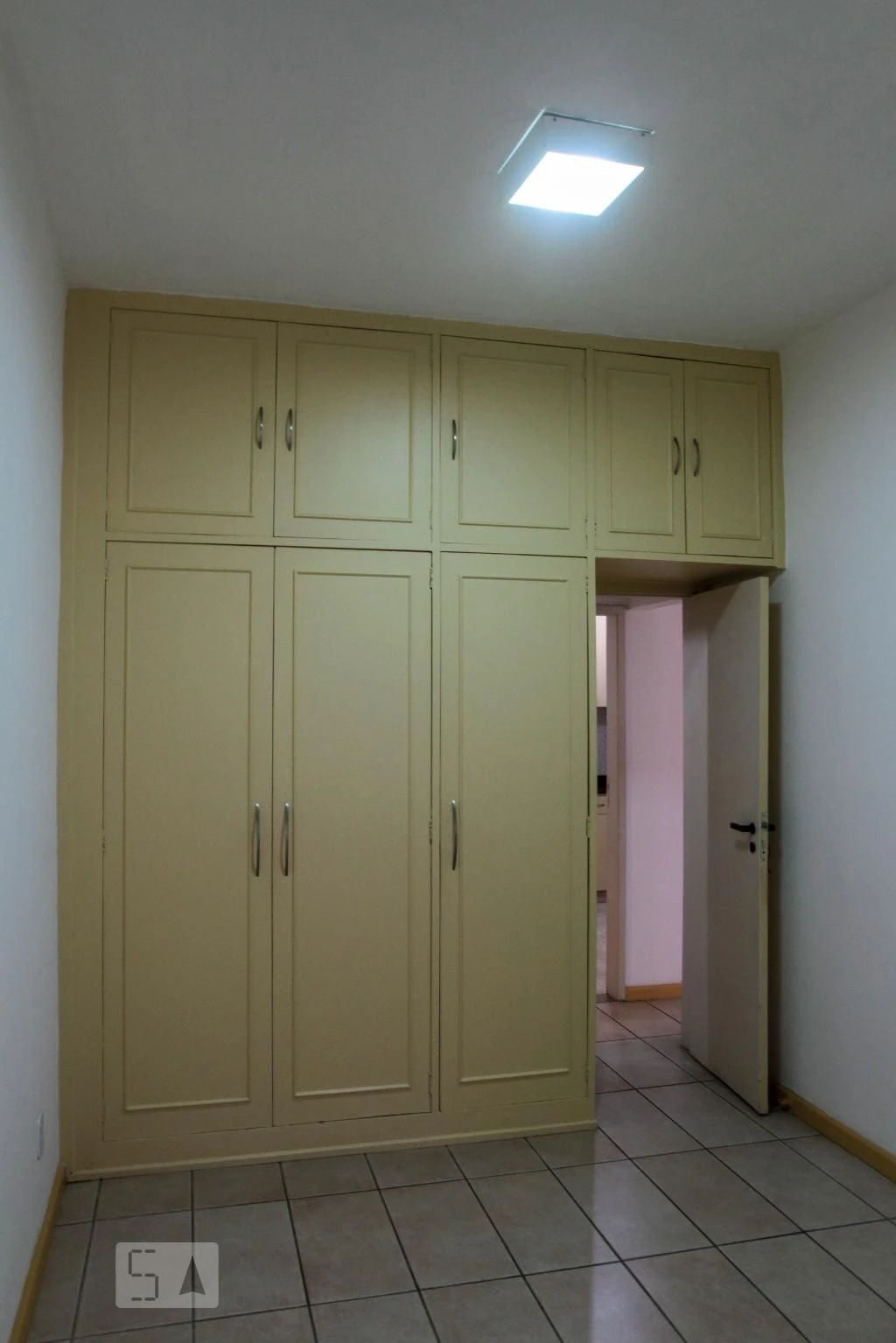 Unfurnished 2-bedroom apartment with 2 bathrooms — photo 30