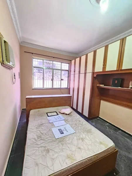 Bañera y 2 dormitorios: casa de 225 m² — photo 7