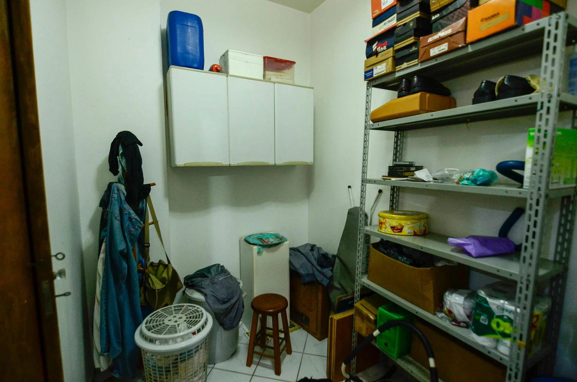 Furnished 2-bedroom apartment with a gas stove — photo 33
