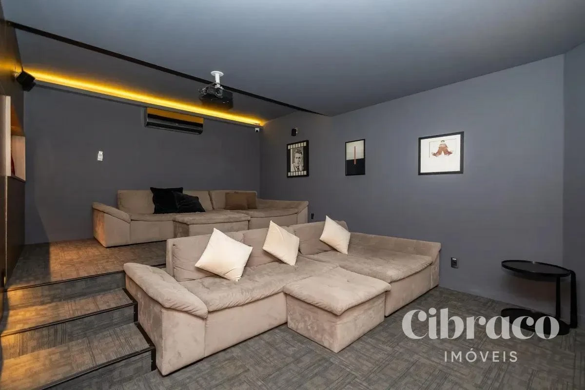 2-bedroom apartment with a grill on the balcony — photo 31