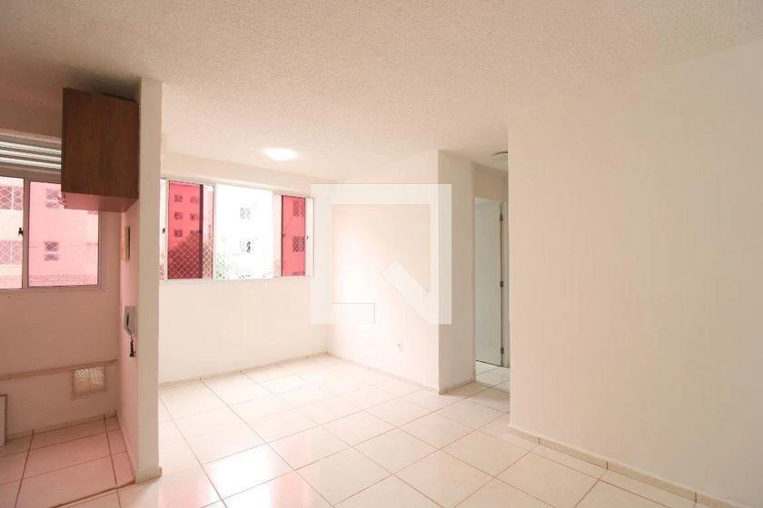 Home office in a 2-bedroom apartment, 43 m²