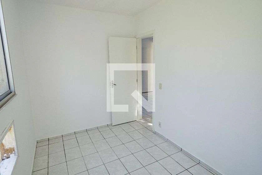 46 m² rental apartment with 2 bedrooms and glass shower — photo 16